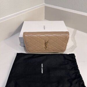 Gorgeous New with tags Saint Laurent Phone holder/ Xbody quilted leather